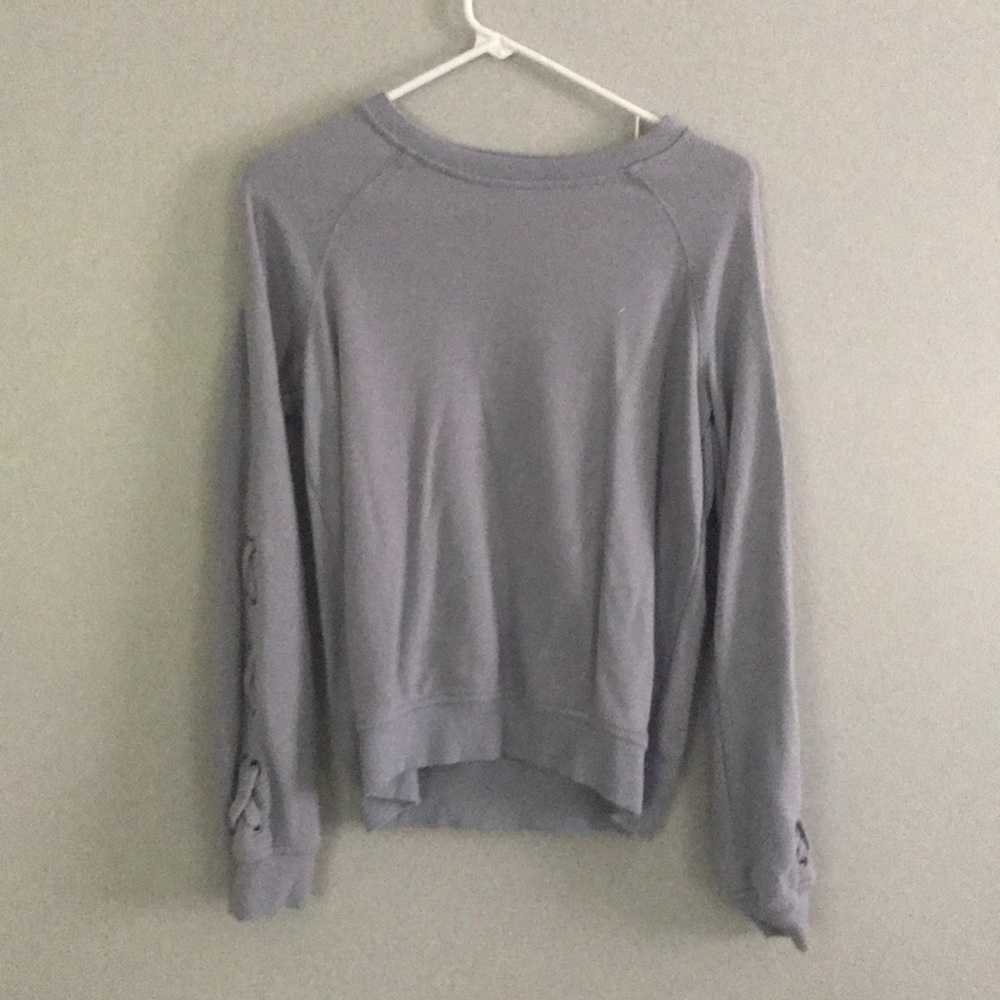 long sleeve t-shirt